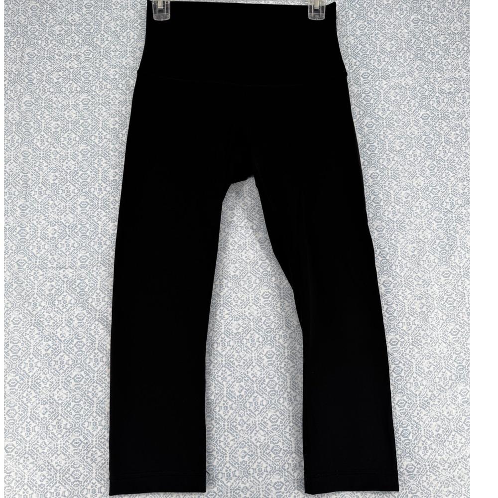Lululemon Black High Rise Cropped Leggings Yoga Pants Size 8